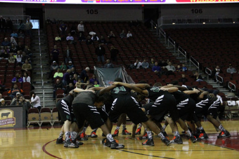 The Polar Bears do their famous Pre game warm up, pump up circle.