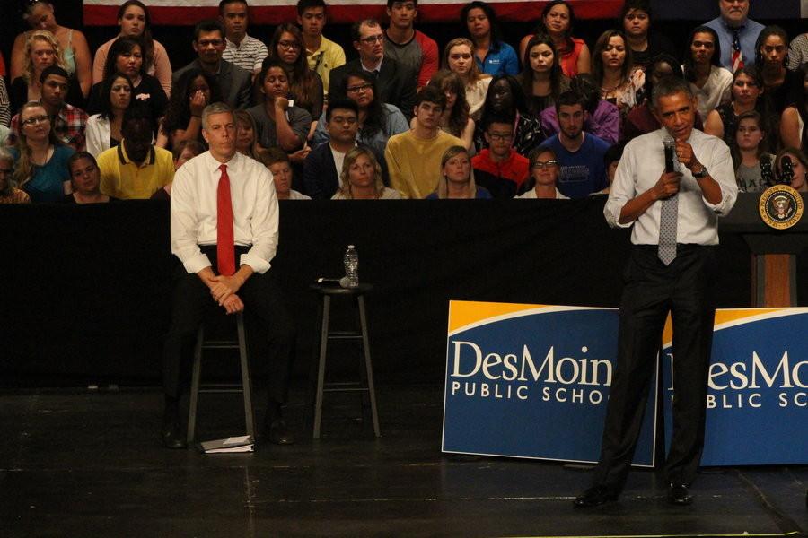 President Obama and Arne Duncan, secretary of education, speaks to students, staff, and families about college affordability. 